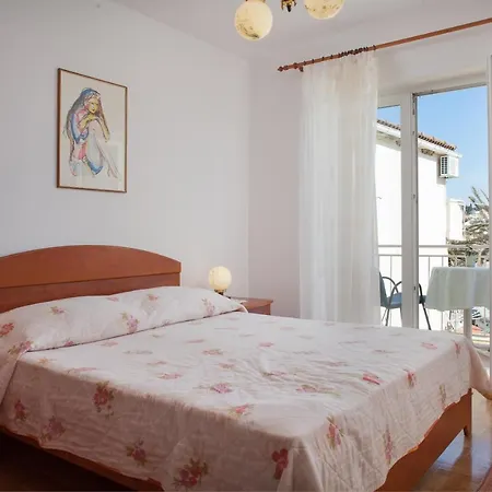 Apartament Vite *